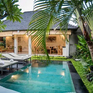 sandi-agung-villa-bidadari.ubudhotelsnow.com/